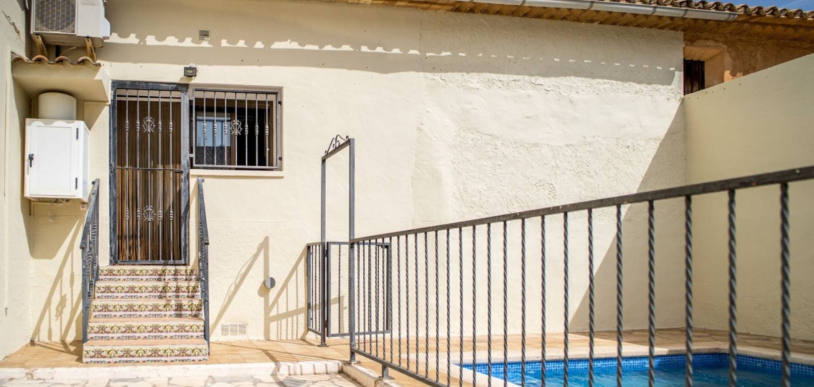 Revente - Maison de campagne - Pinoso  - Pinoso