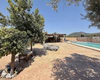 Revente - Maison de campagne - Villena