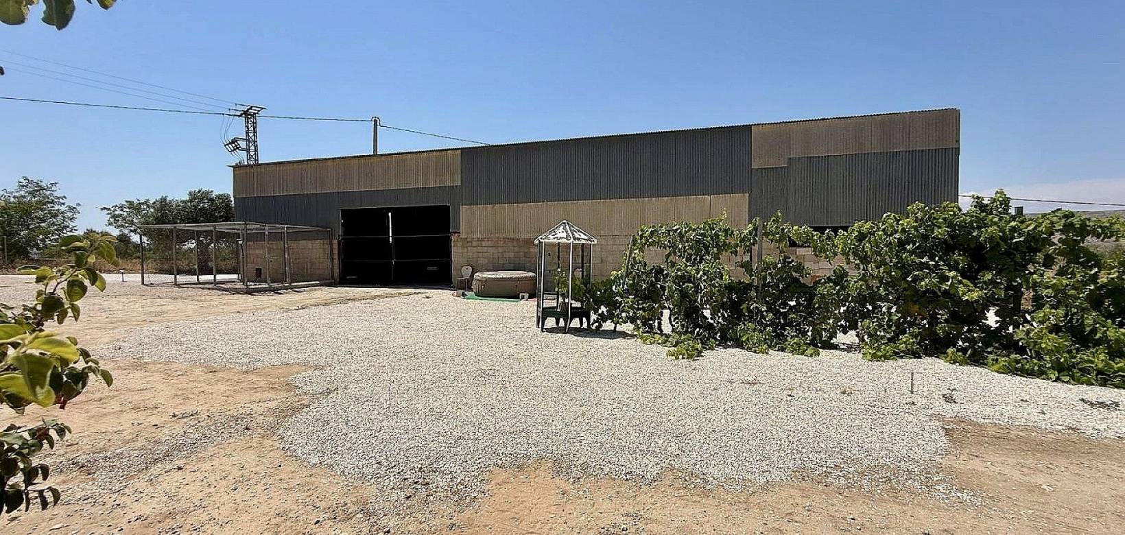 Revente - Maison de campagne - Villena