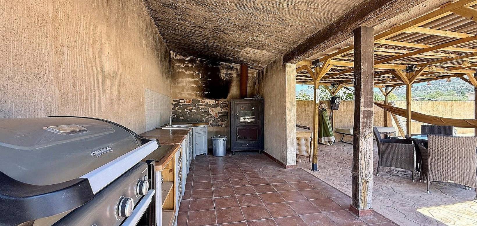 Revente - Maison de campagne - Villena