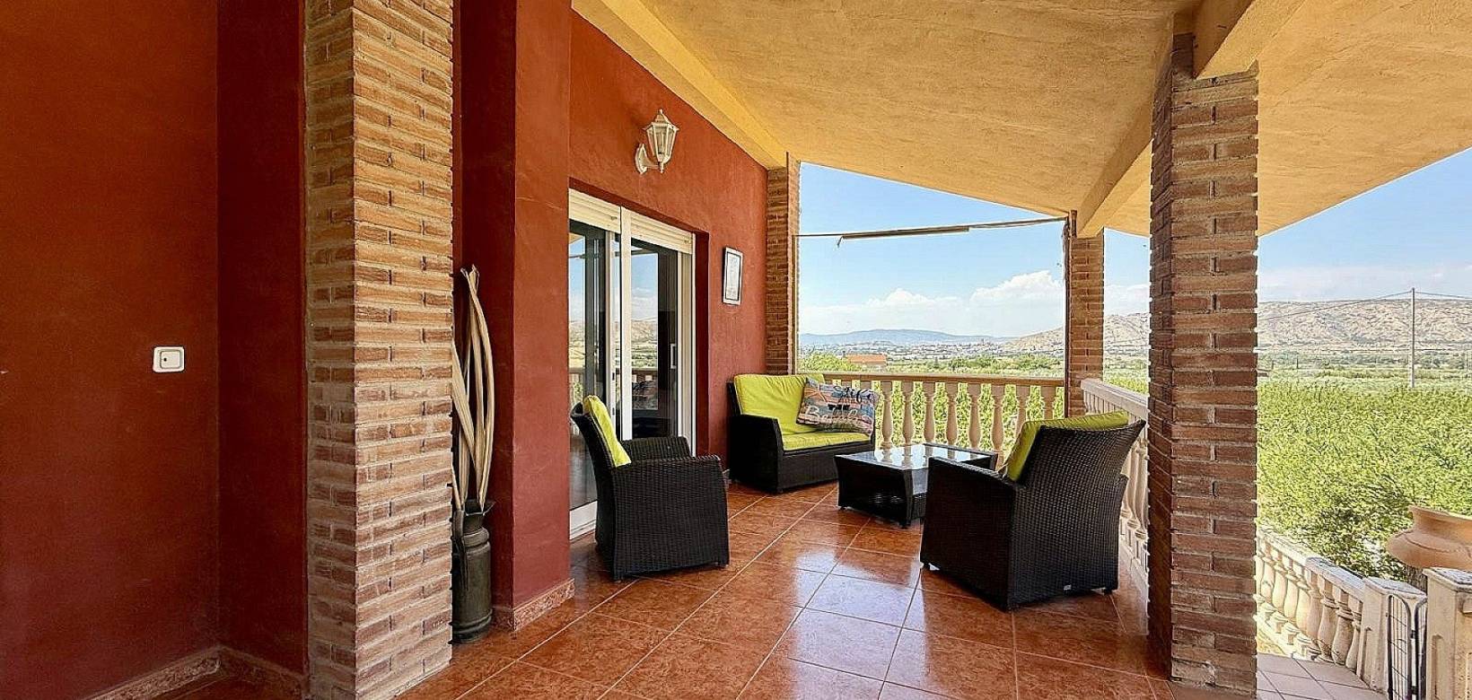 Revente - Maison de campagne - Villena
