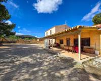 Revente - Maison de campagne - Yecla