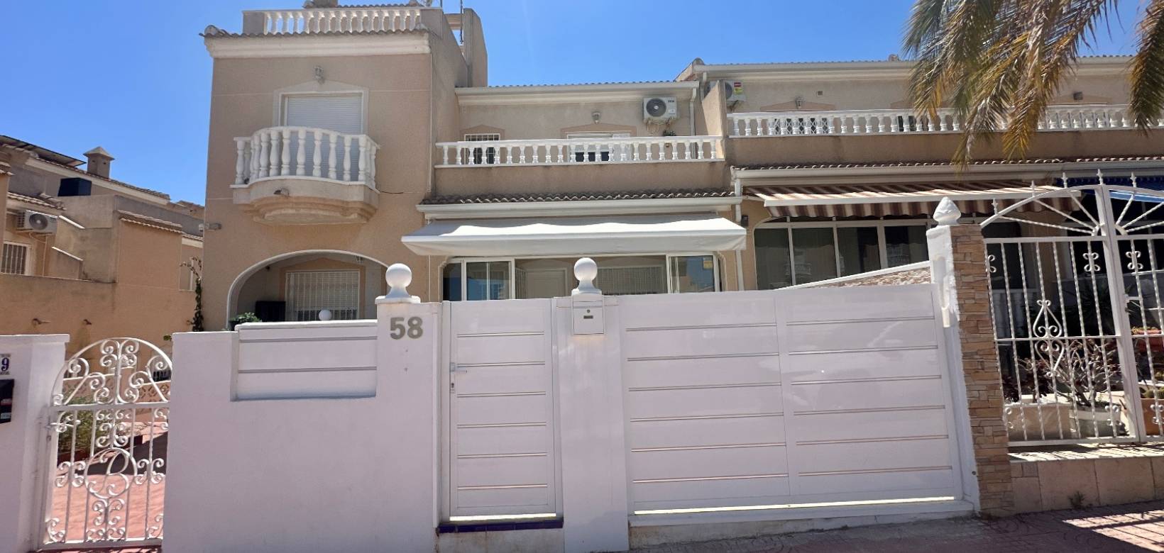 Revente - Townhouse - Ciudad Quesada - Doña Pepa