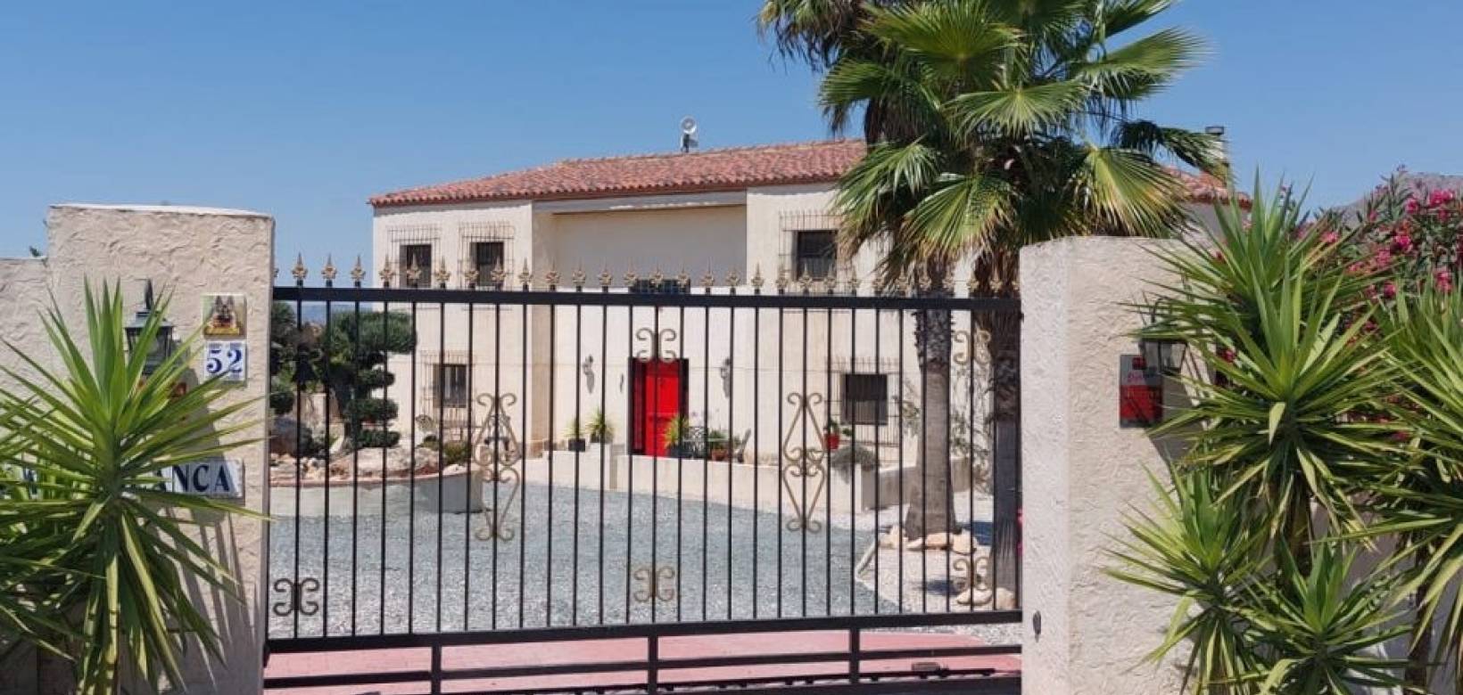 Revente - Villa - Barbarroja