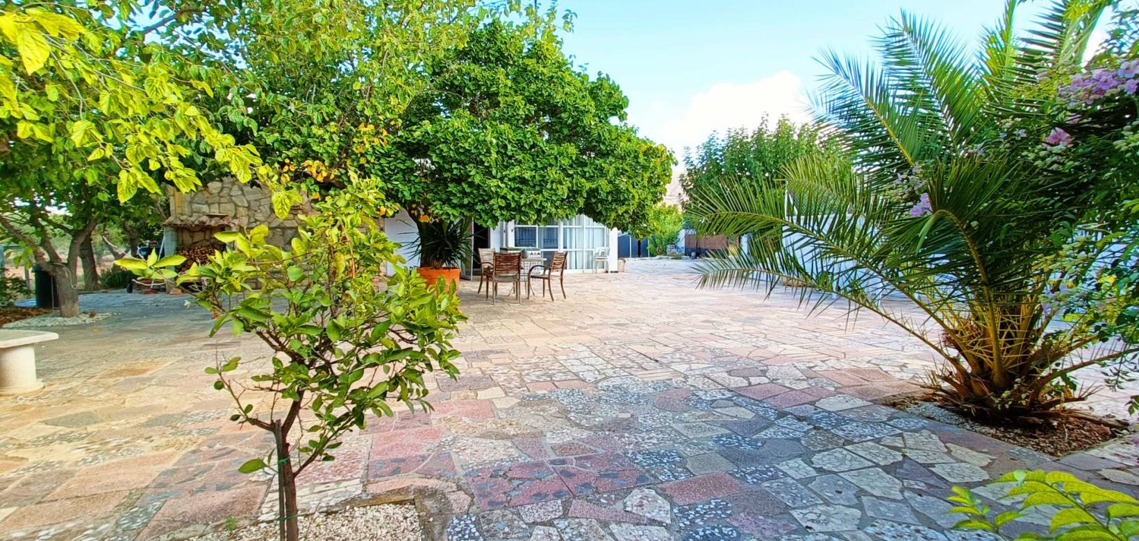 Revente - Villa - Barbarroja