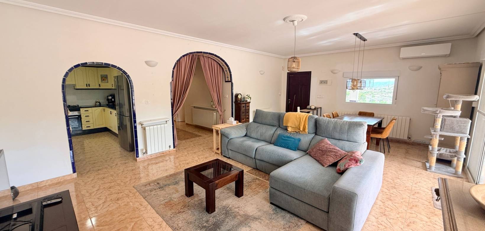 Revente - Villa - Detached - Hondón de los Frailes