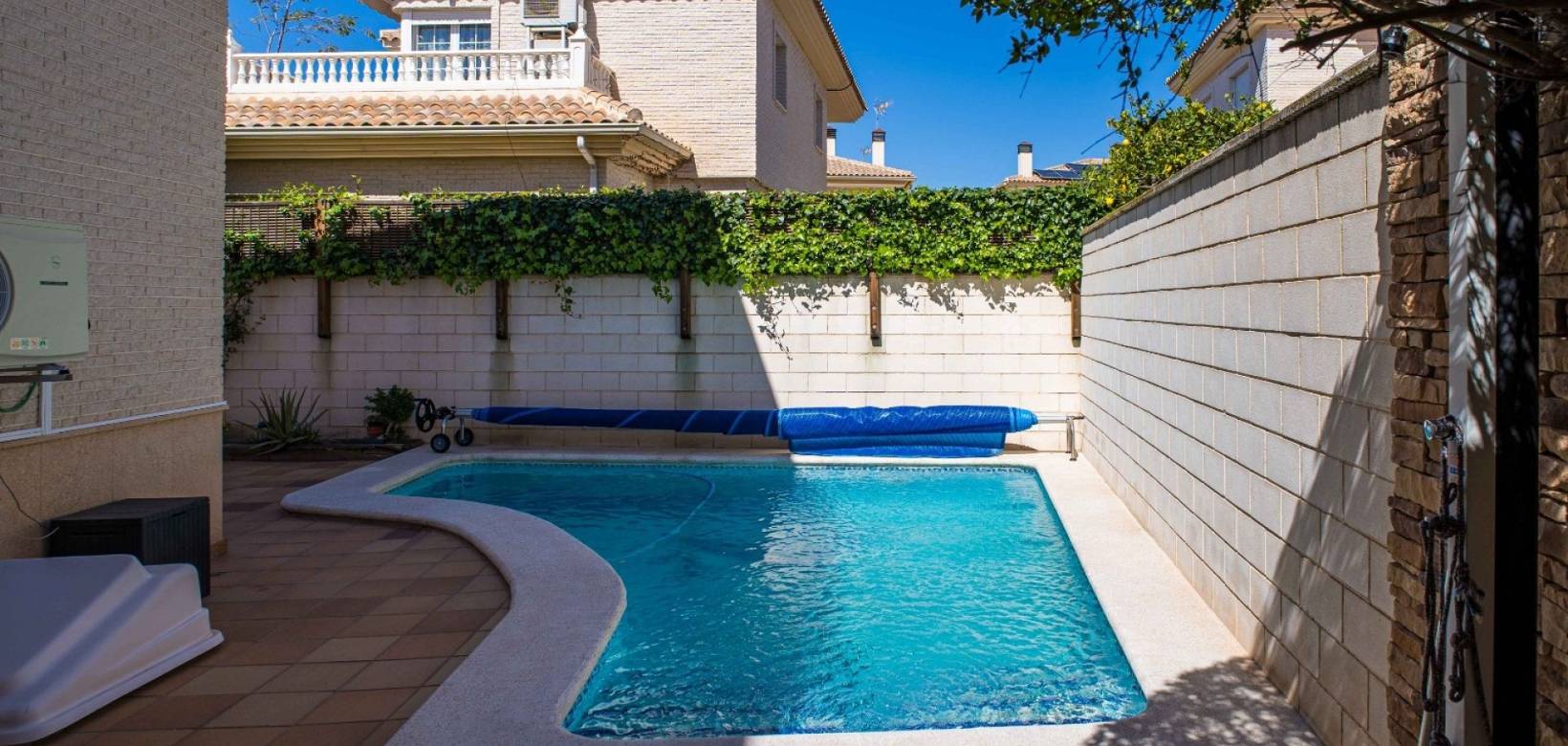 Revente - Villa - Elda