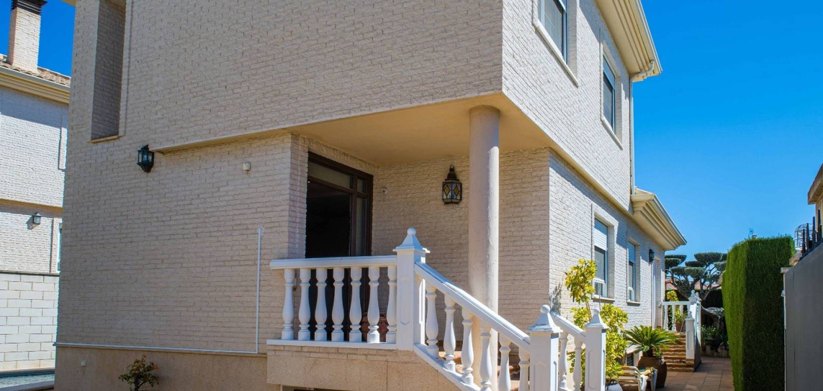 Revente - Villa - Elda