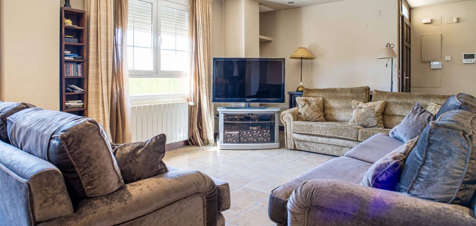 Revente - Villa - Elda