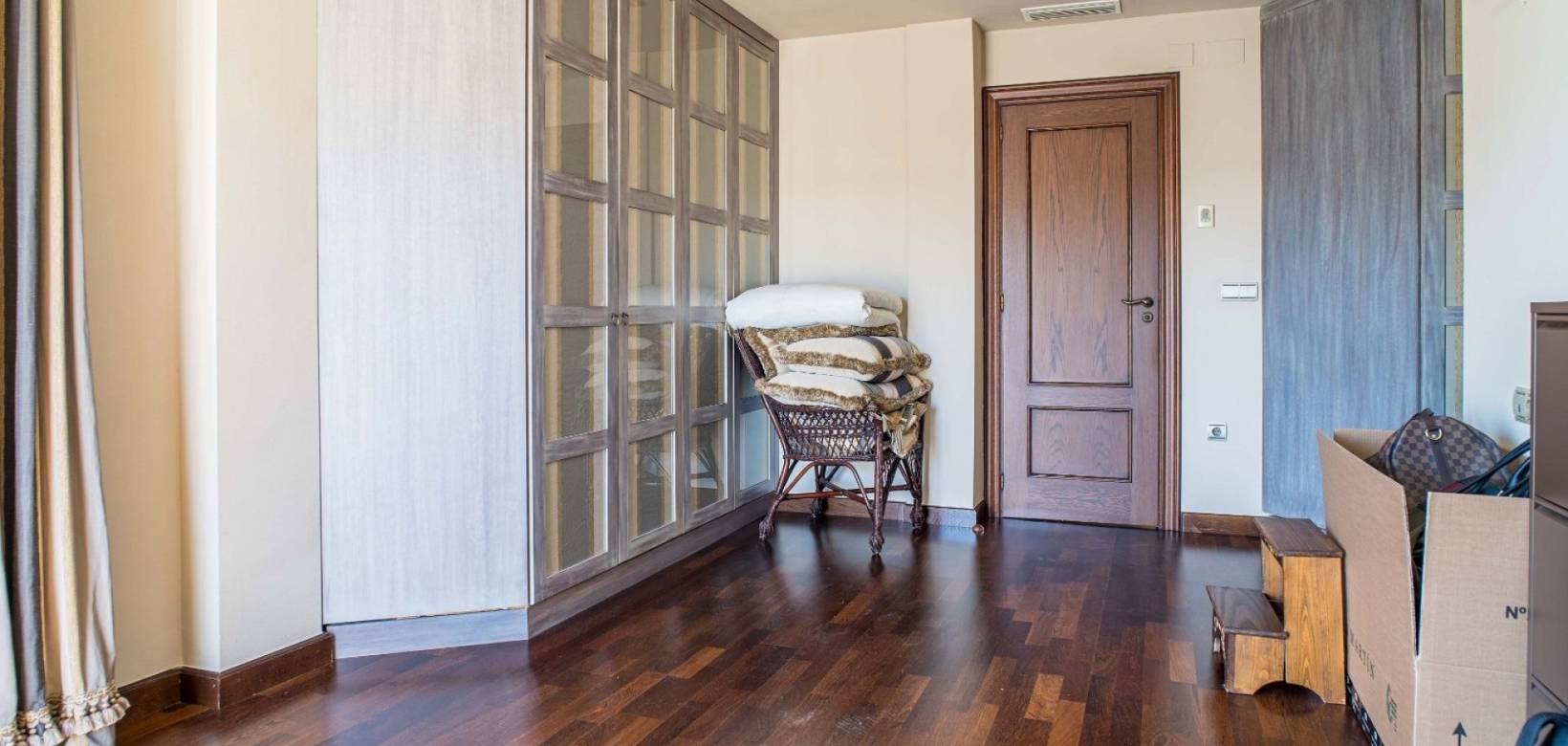 Revente - Villa - Elda