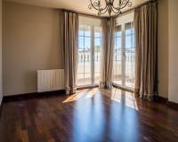 Revente - Villa - Elda