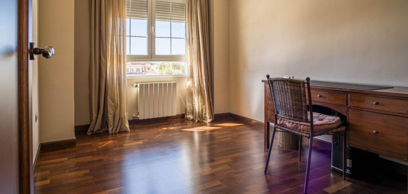 Revente - Villa - Elda