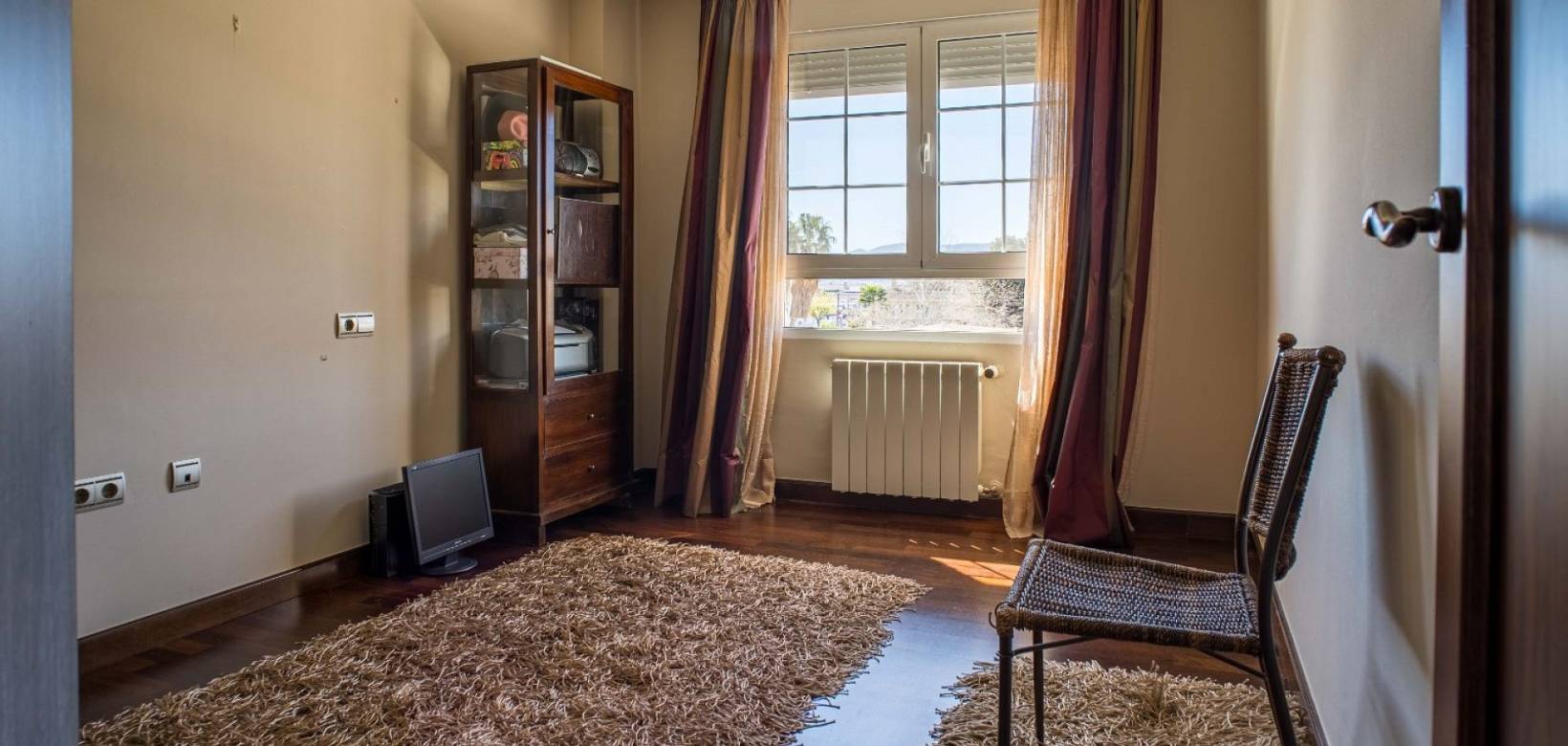 Revente - Villa - Elda