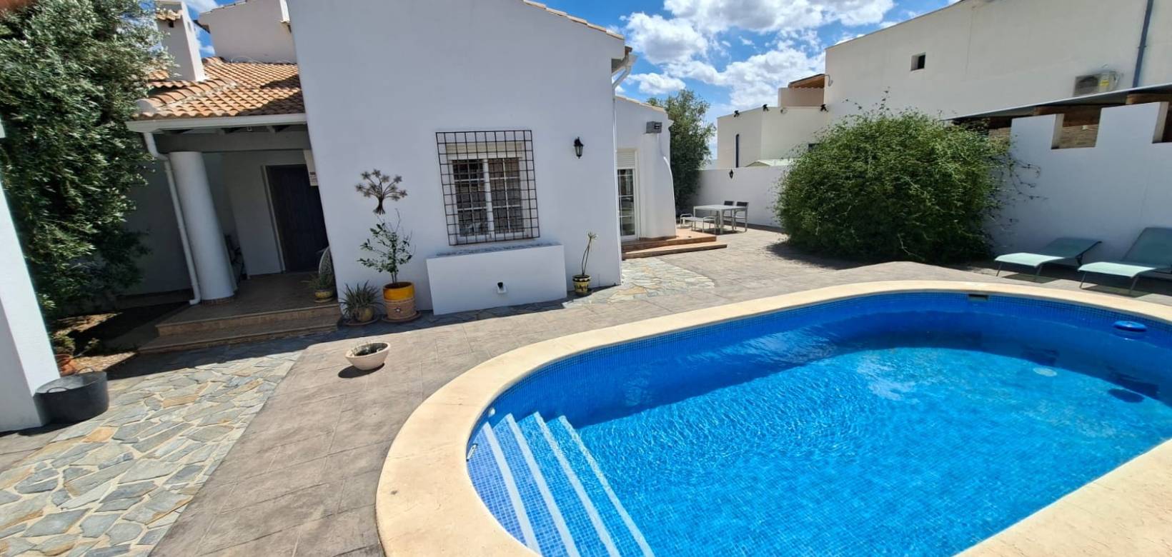 Revente - Villa - Fortuna - Urbanizacion Las Kalendas