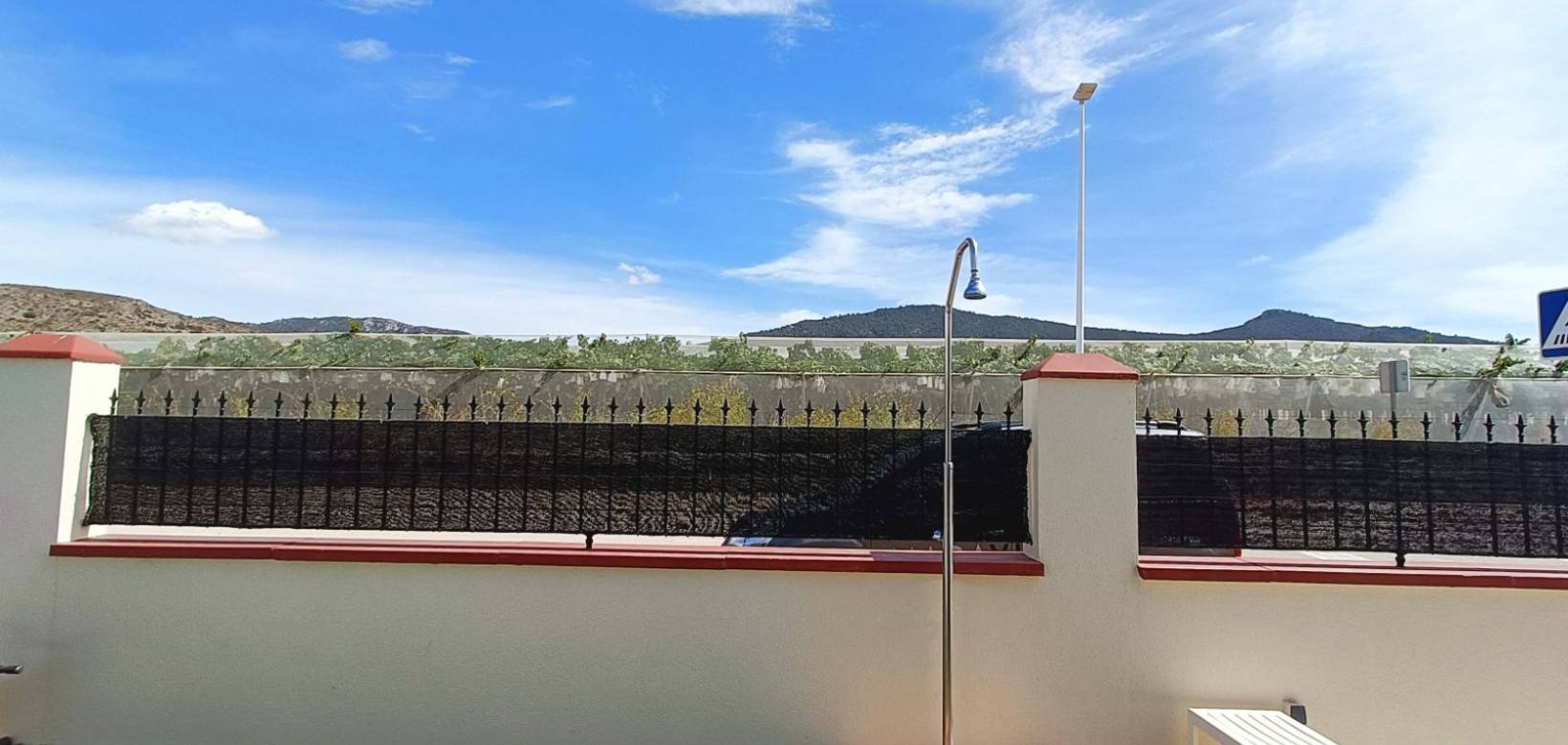 Revente - Villa - Hondón de las Nieves