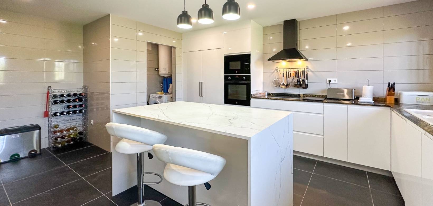 Revente - Villa - Hondón de las Nieves