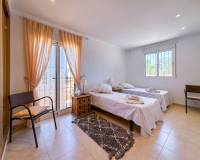 Revente - Villa - Hondón de las Nieves