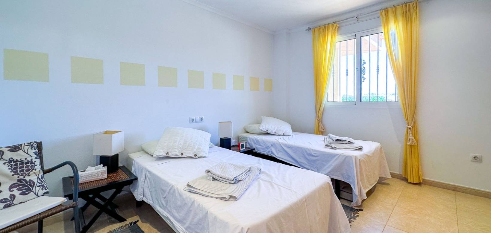 Revente - Villa - Hondón de las Nieves