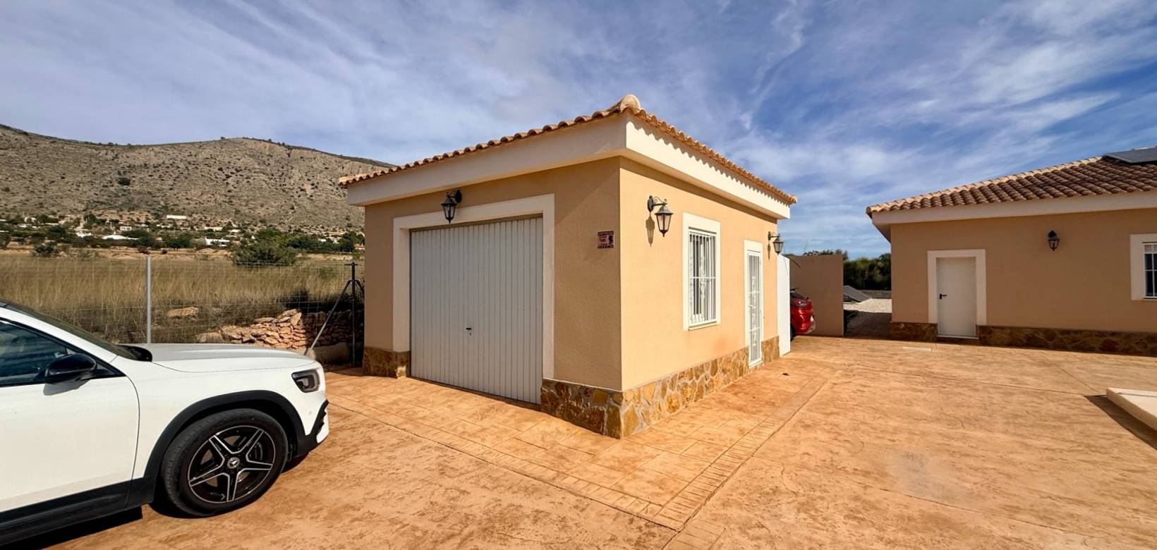 Revente - Villa - Hondón de las Nieves