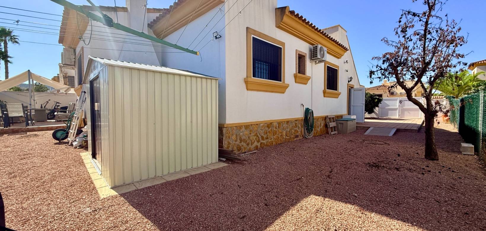 Revente - Villa - Hondón de las Nieves