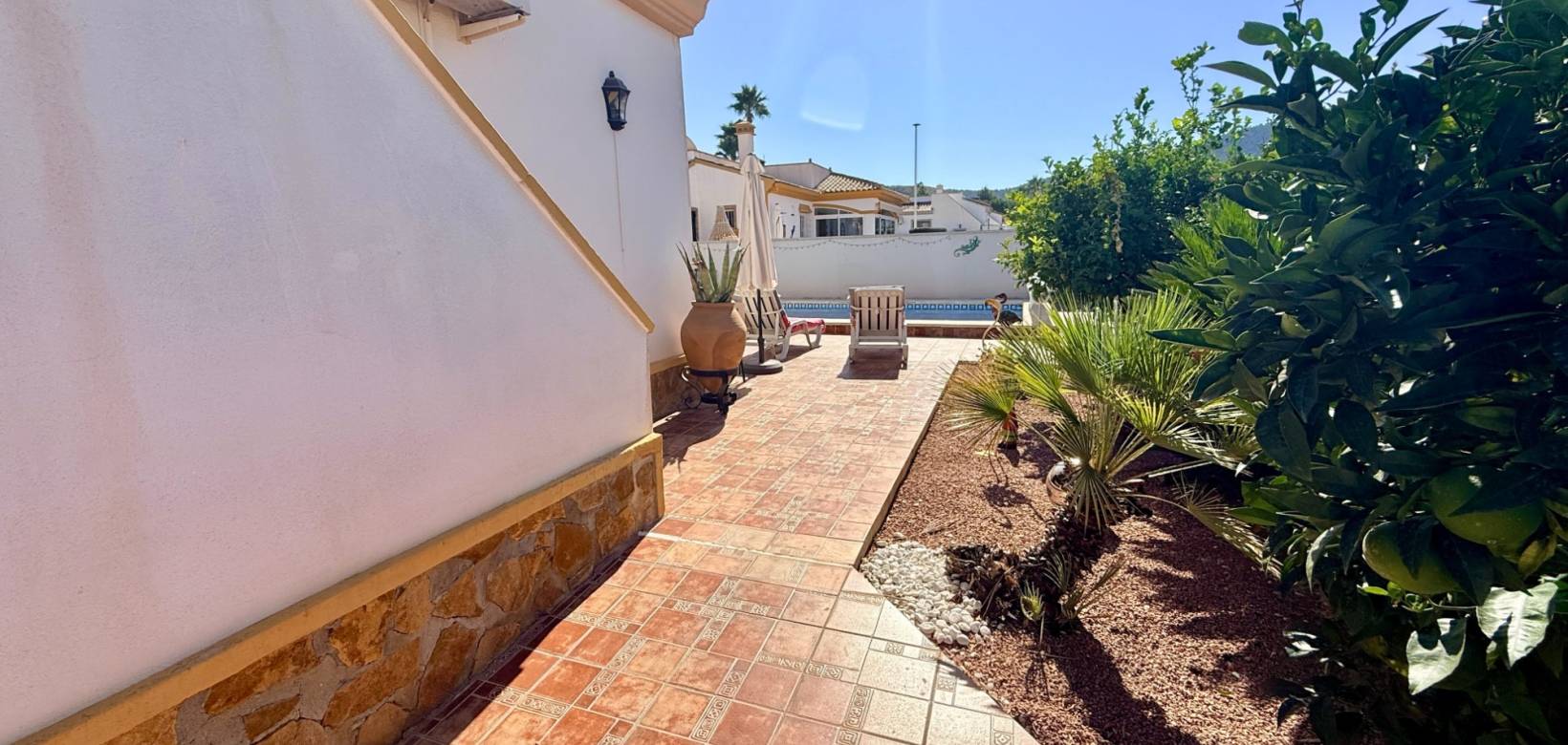 Revente - Villa - Hondón de las Nieves