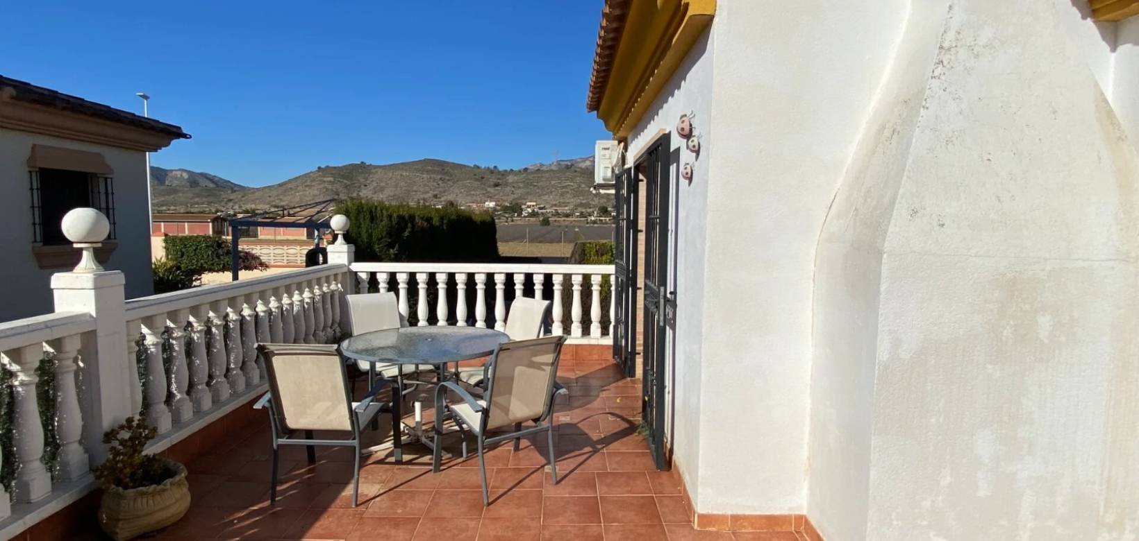 Revente - Villa - Hondón de las Nieves