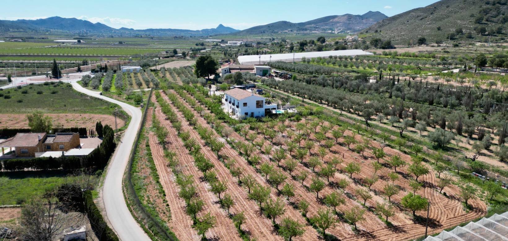 Revente - Villa - Hondón de las Nieves