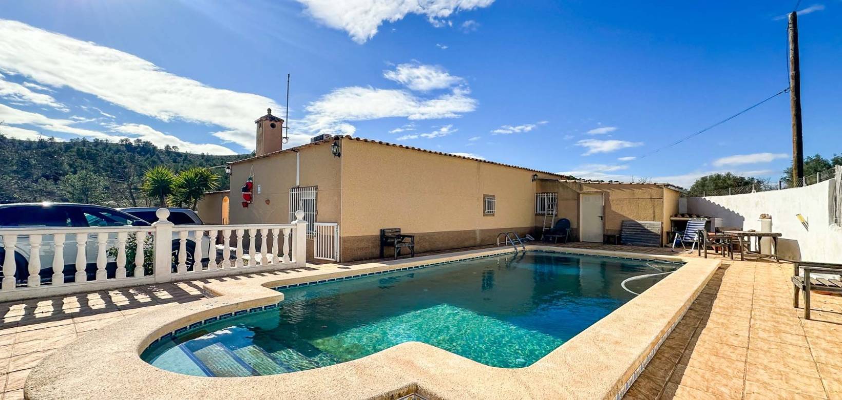 Revente - Villa - Hondón de las Nieves