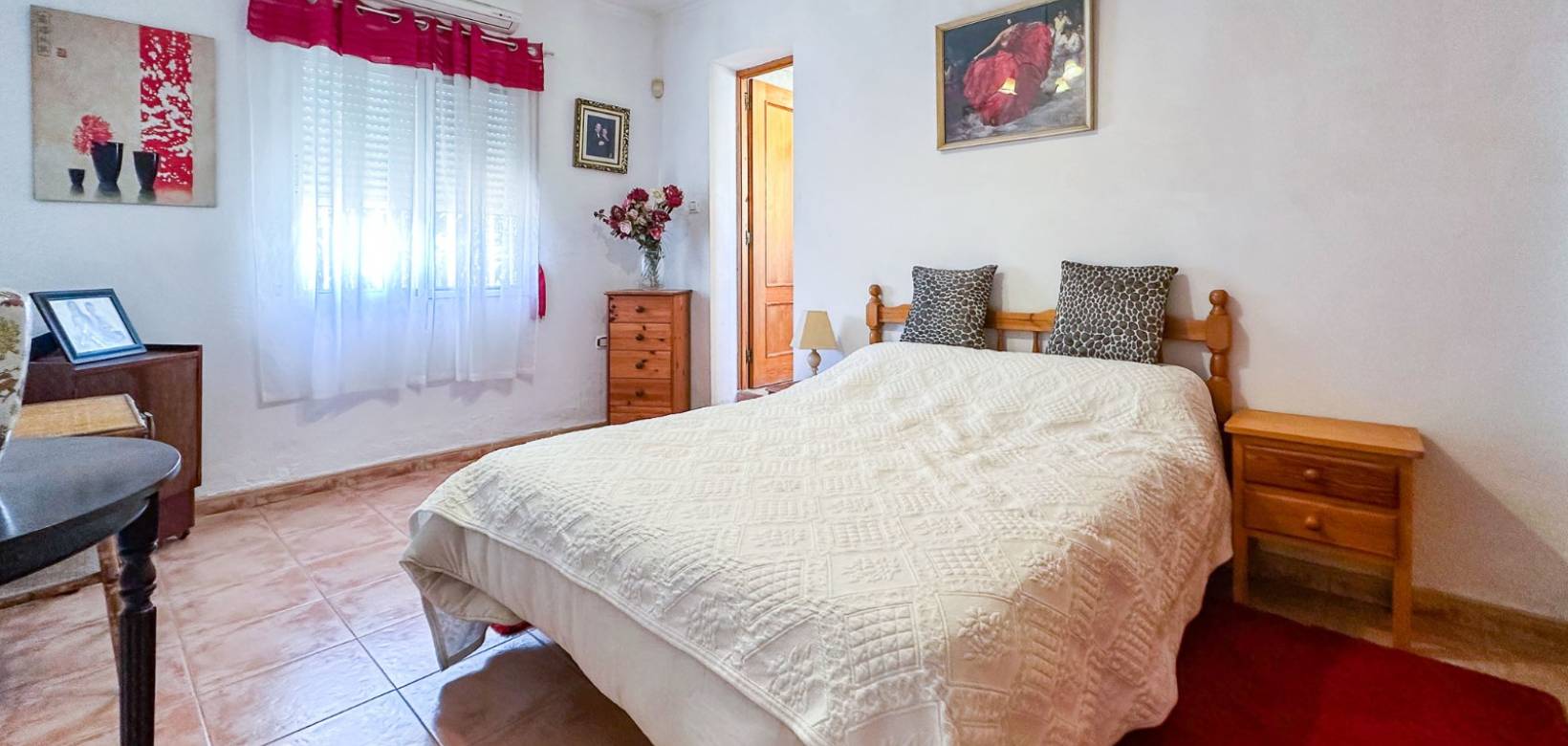 Revente - Villa - Hondón de las Nieves