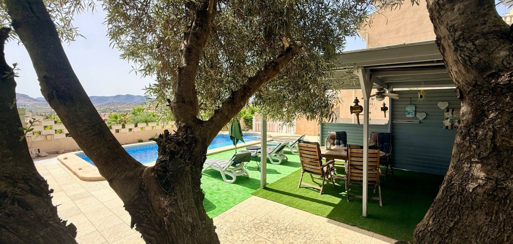 Revente - Villa - Hondón de las Nieves