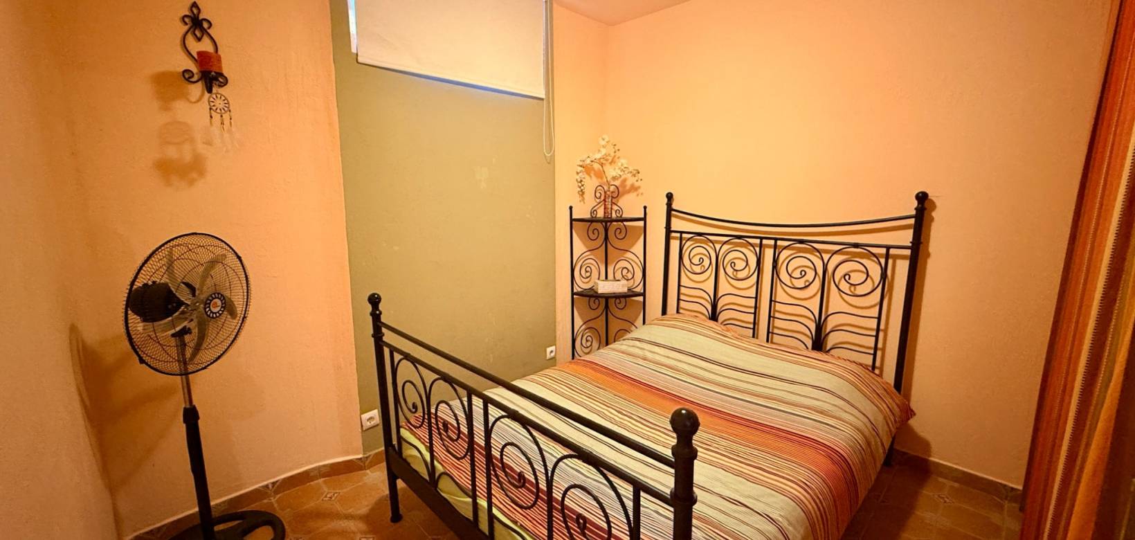 Revente - Villa - Hondón de las Nieves