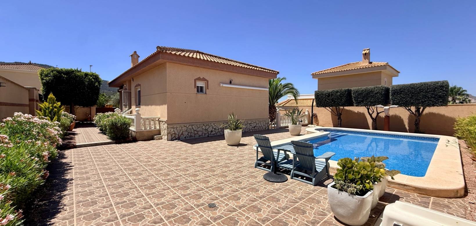 Revente - Villa - Hondón de las Nieves