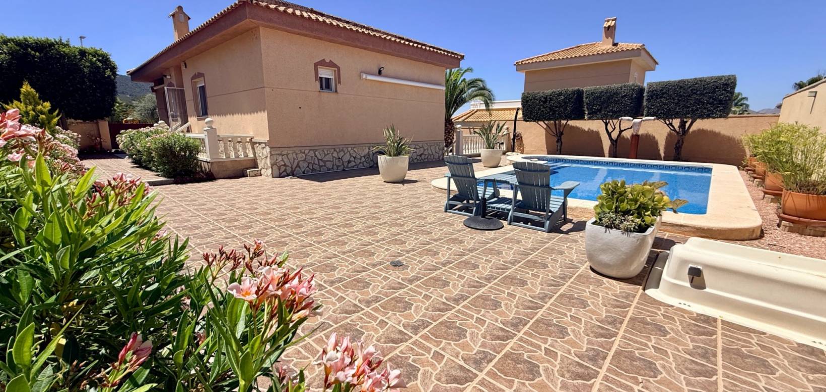 Revente - Villa - Hondón de las Nieves