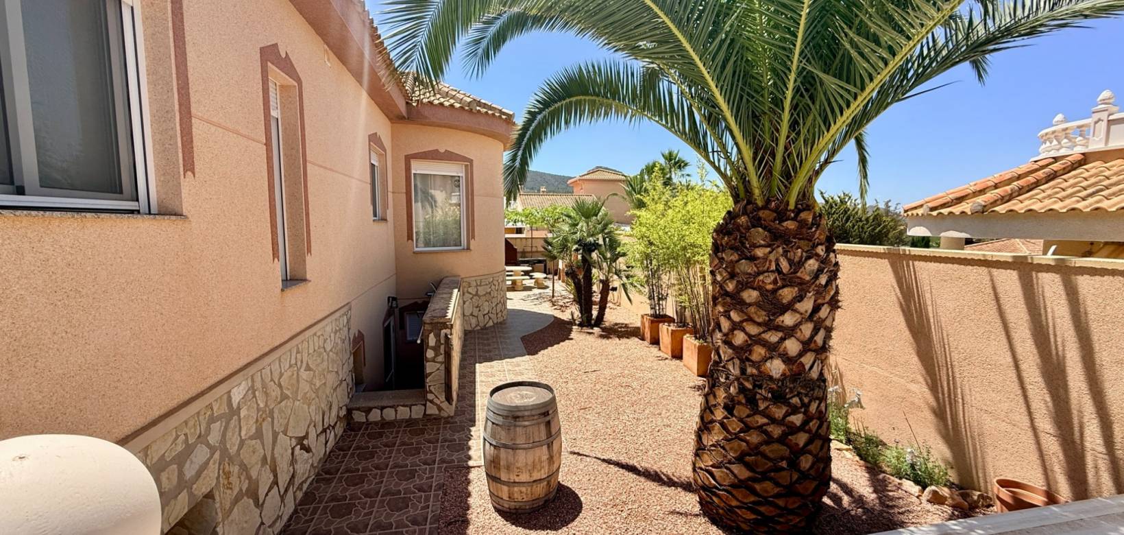 Revente - Villa - Hondón de las Nieves