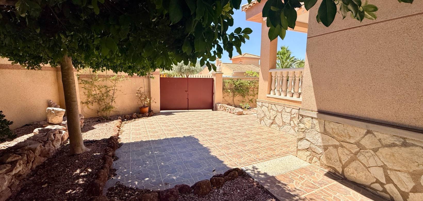 Revente - Villa - Hondón de las Nieves
