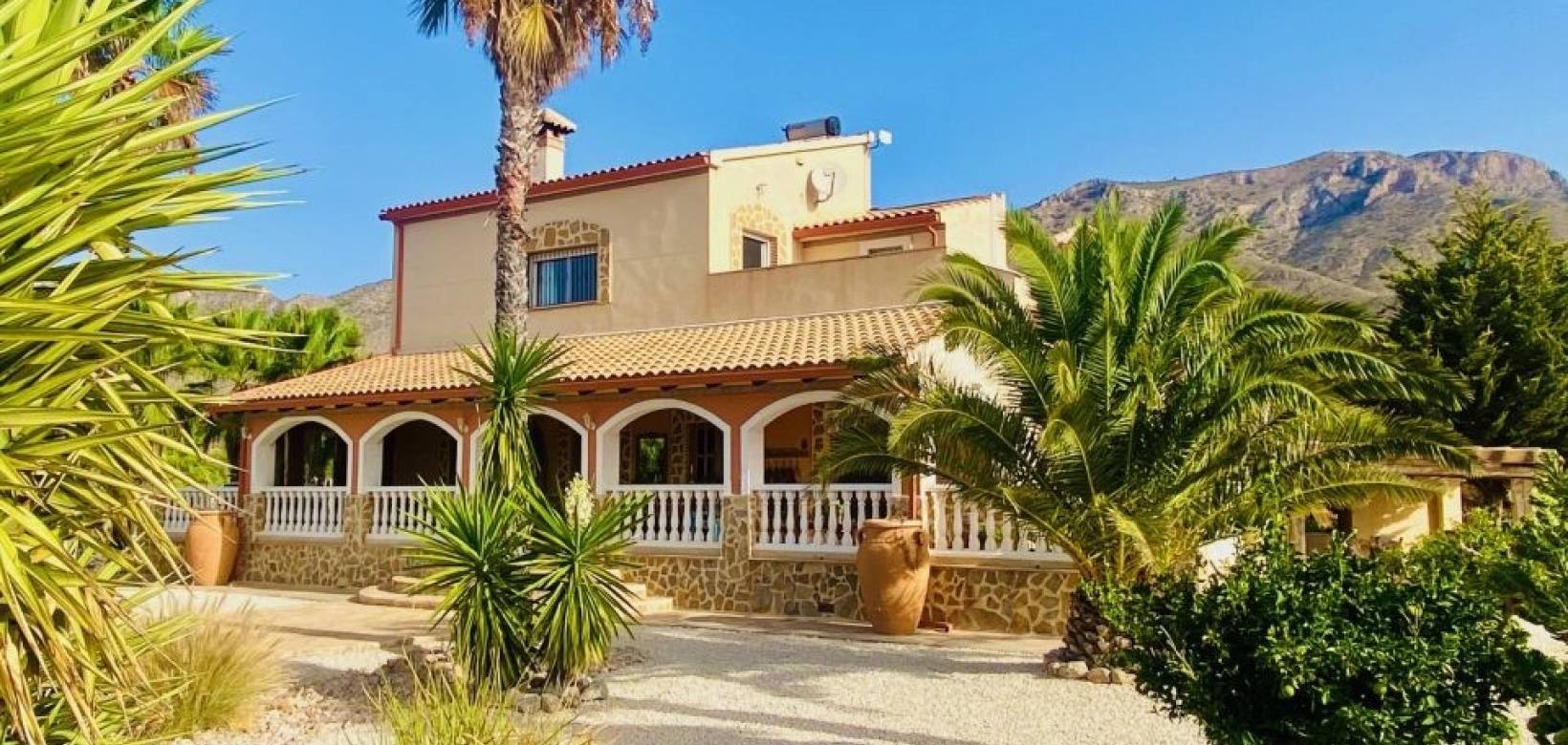 Revente - Villa - Hondón de las Nieves