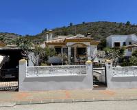 Revente - Villa - Hondón de las Nieves