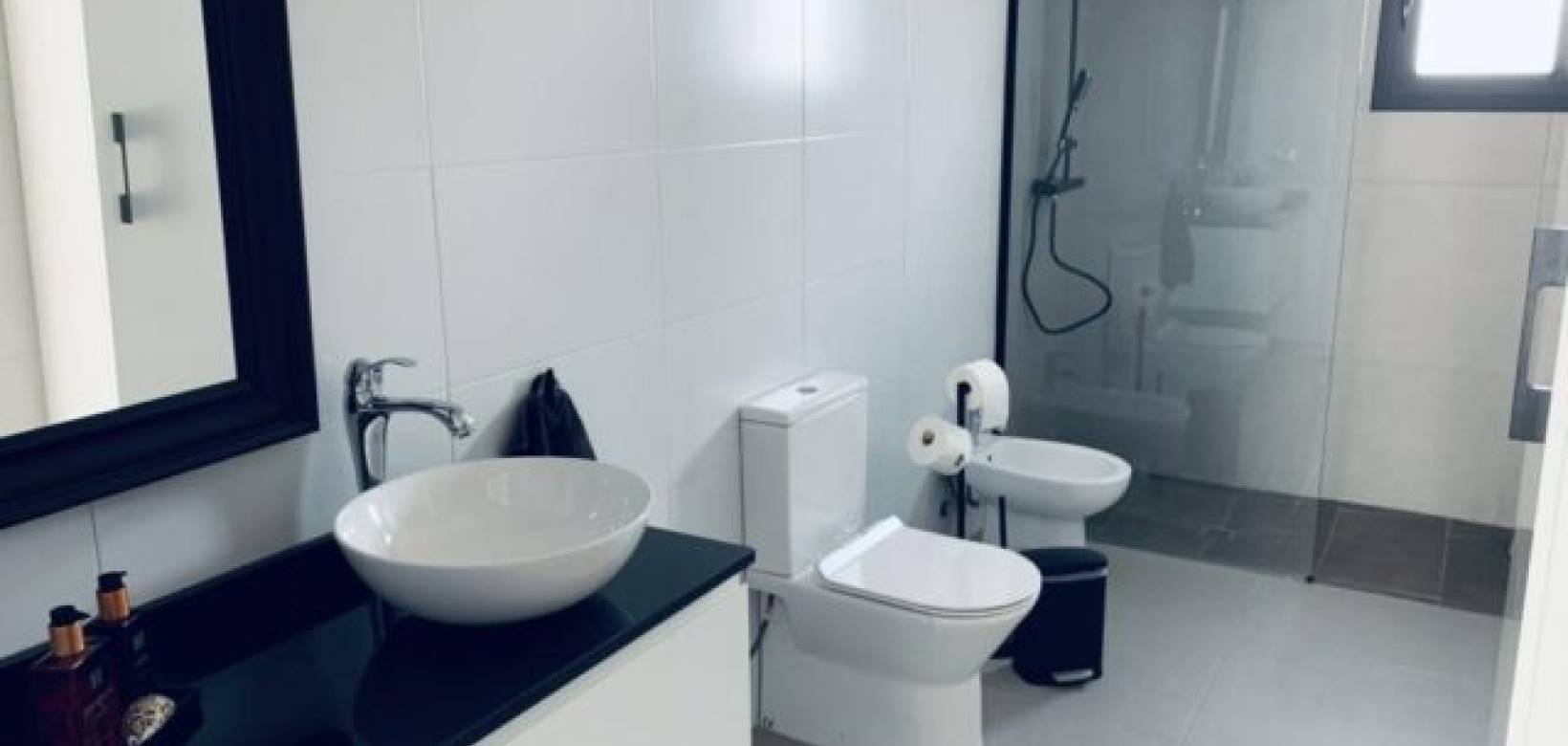 Revente - Villa - Hondón de las Nieves