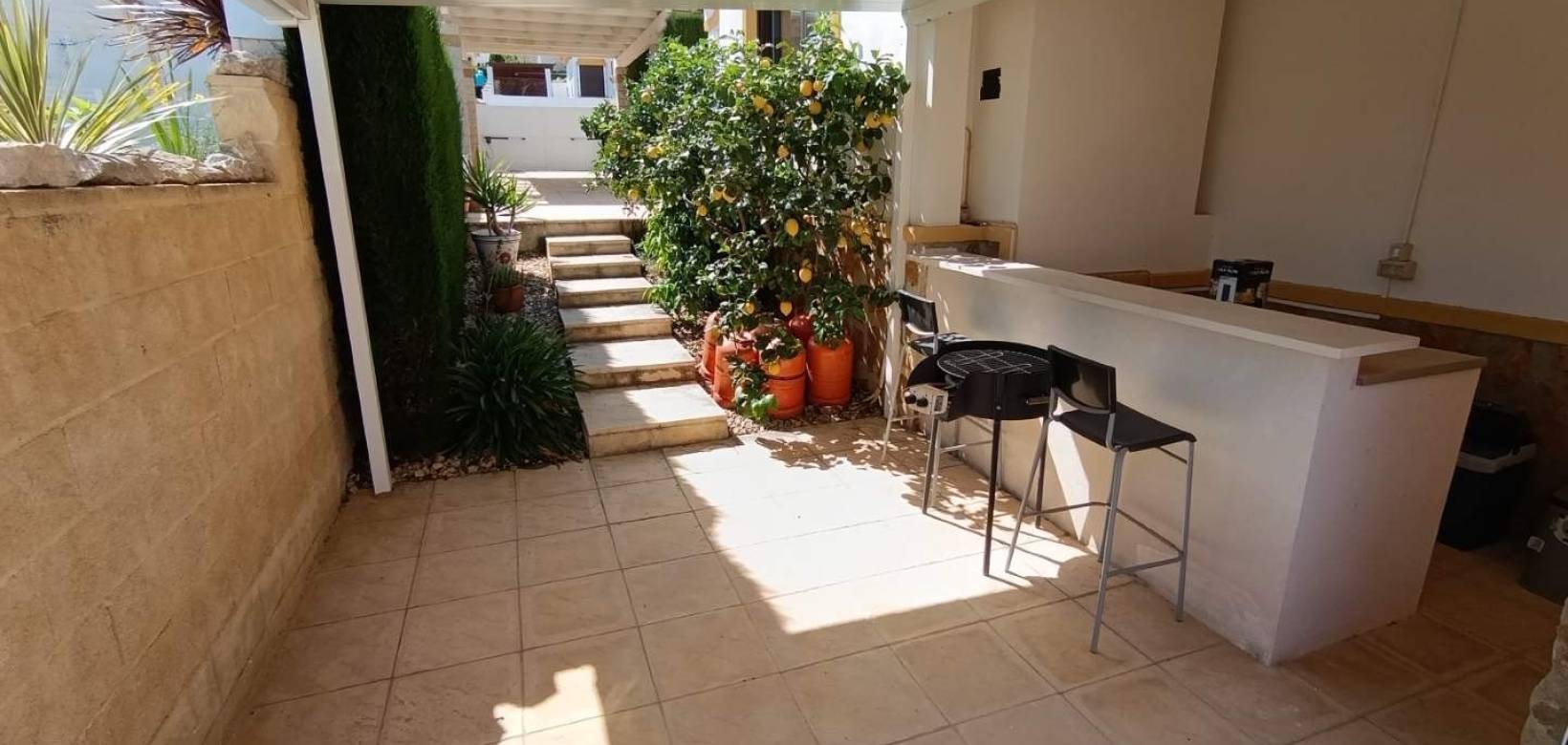 Revente - Villa - Hondón de las Nieves