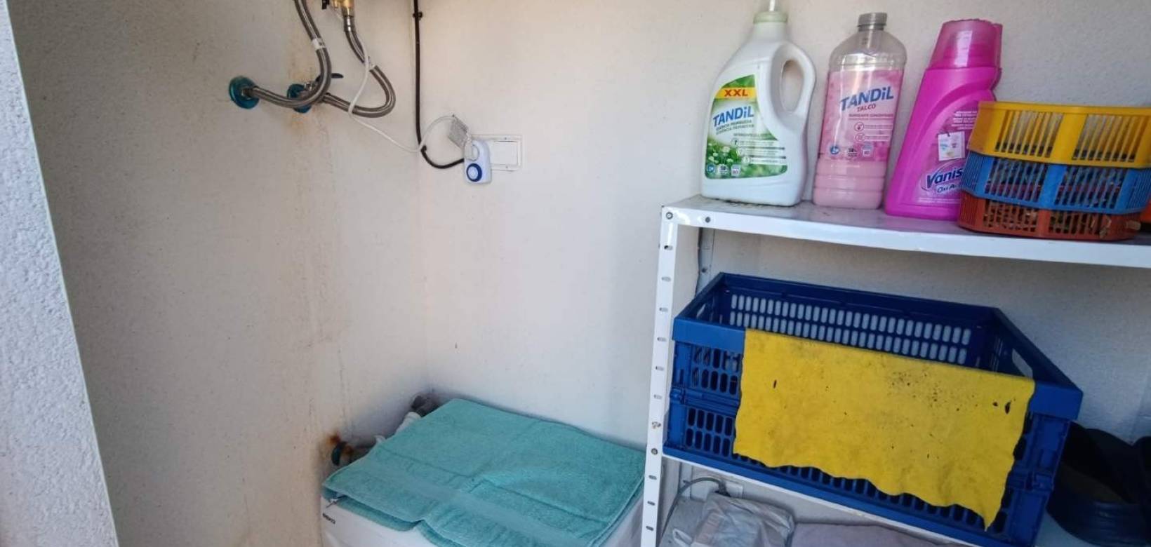 Revente - Villa - Hondón de las Nieves