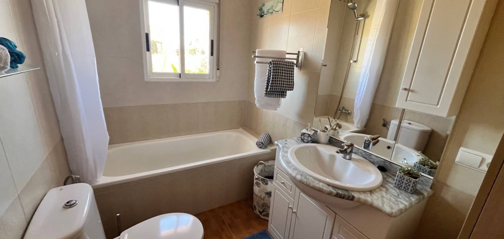 Revente - Villa - Hondón de las Nieves