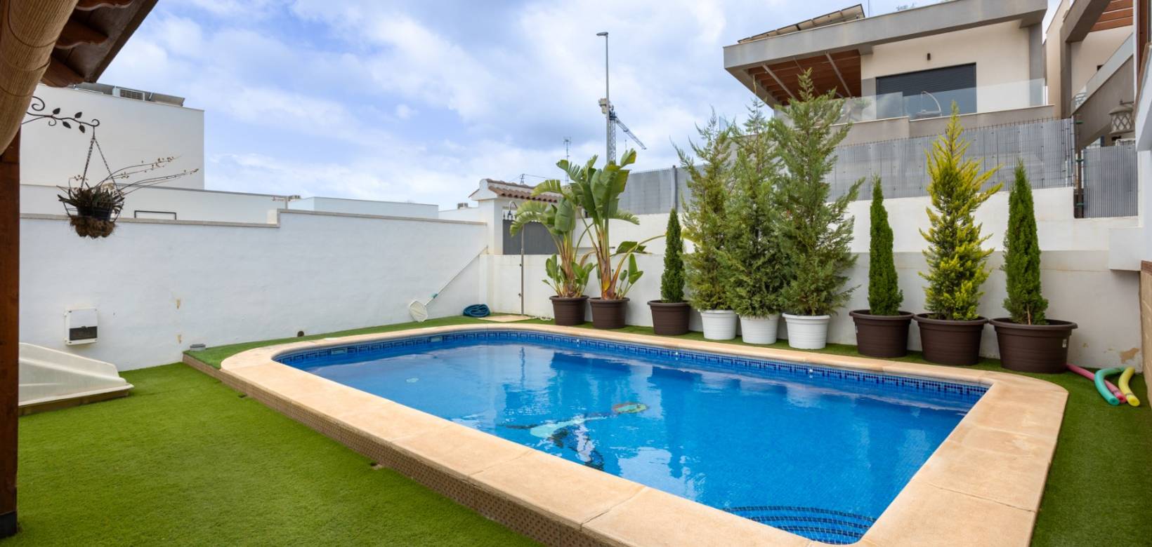 Revente - Villa - Los Montesinos - La Herrada