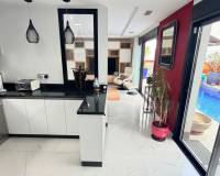 Revente - Villa - Los Montesinos - La Herrada
