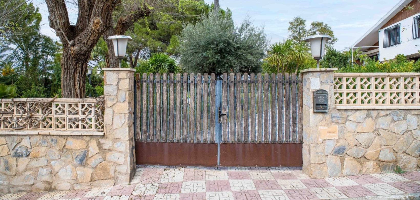 Revente - Villa - Petrer