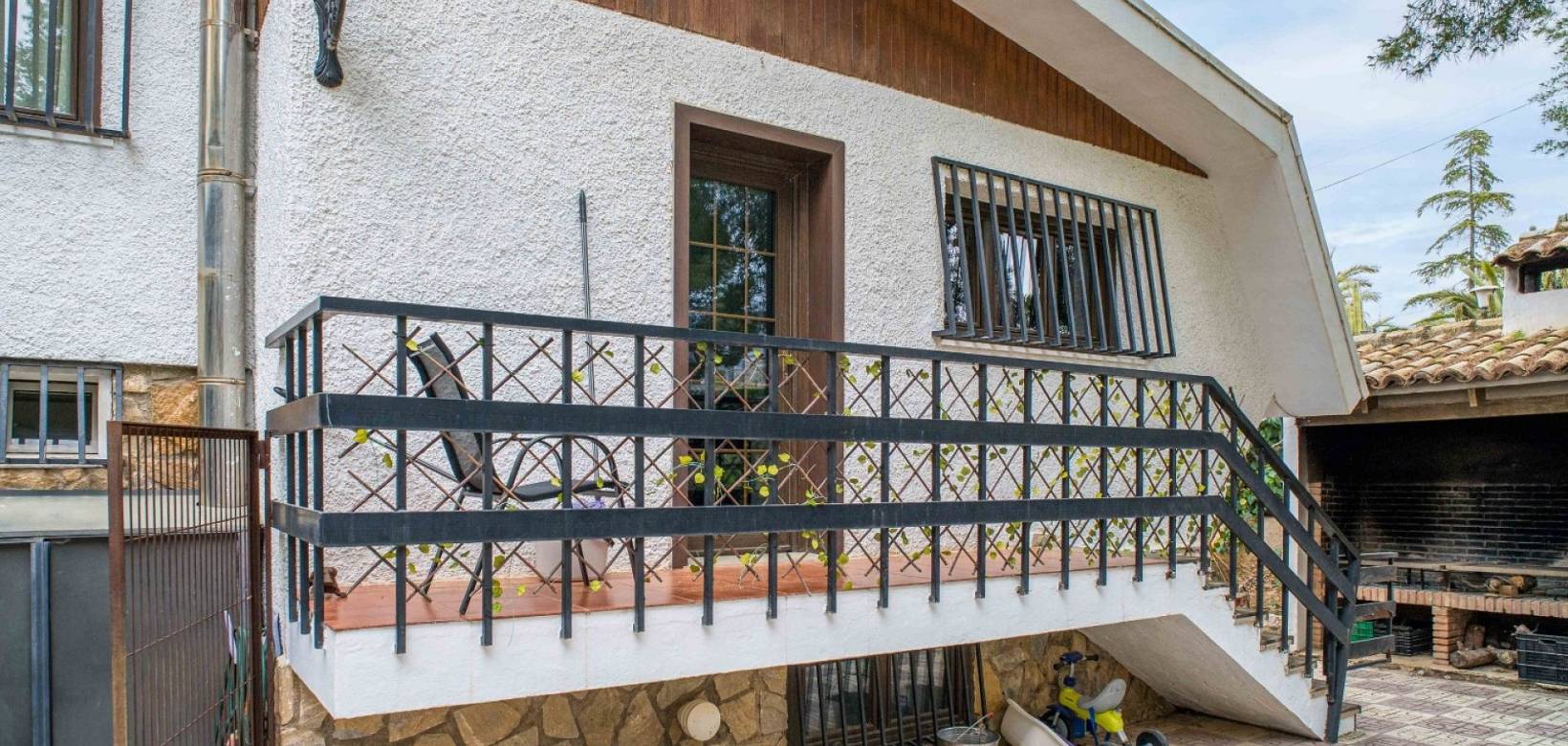 Revente - Villa - Petrer