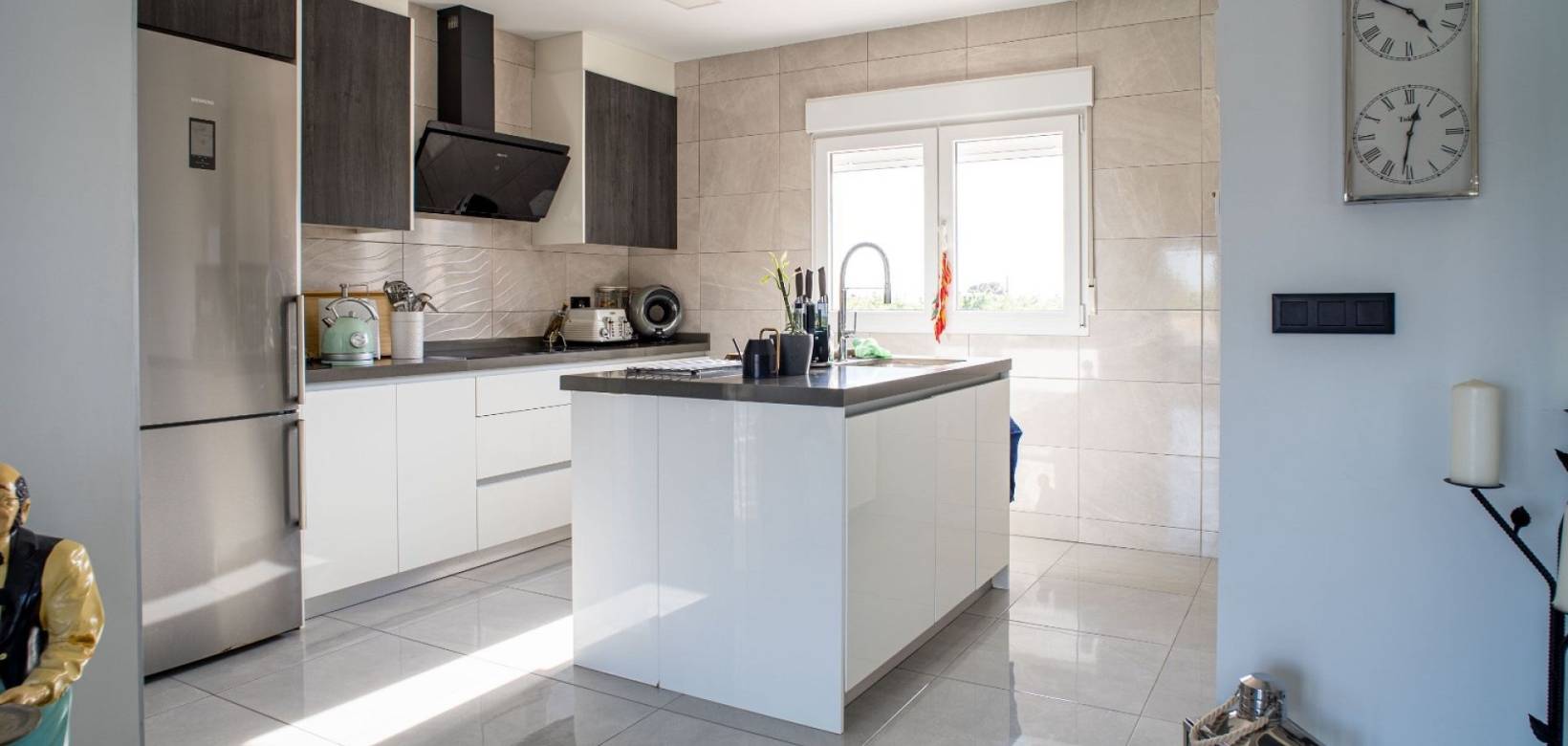 Revente - Villa - Pinoso  - Lel