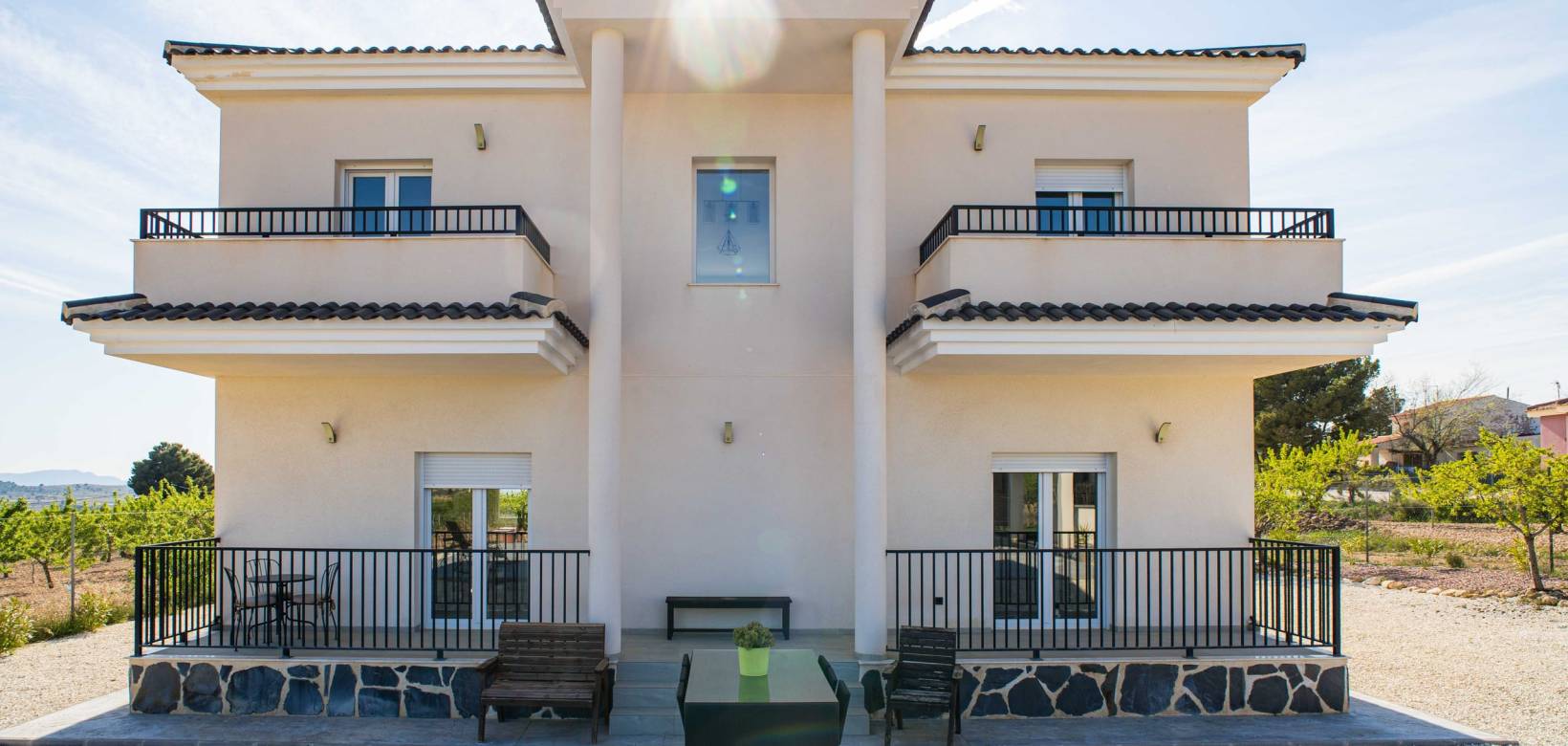 Revente - Villa - Pinoso  - Lel