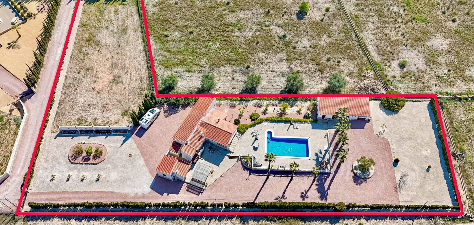 Revente - Villa - Pinoso  - Pinoso (Canada de la Lena)