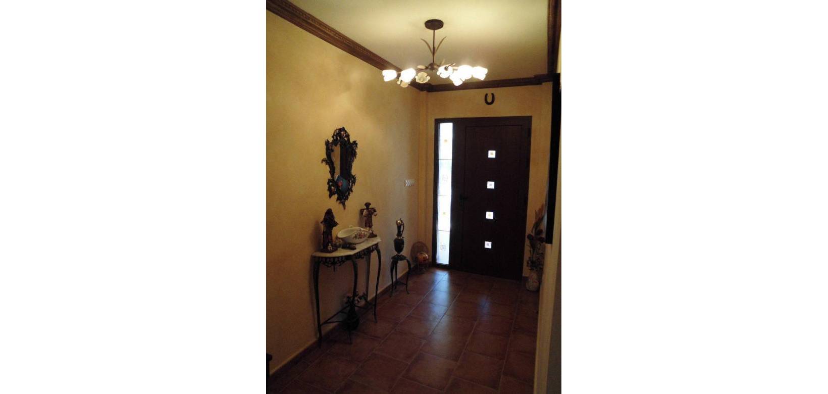 Revente - Villa - Pinoso  - Pinoso