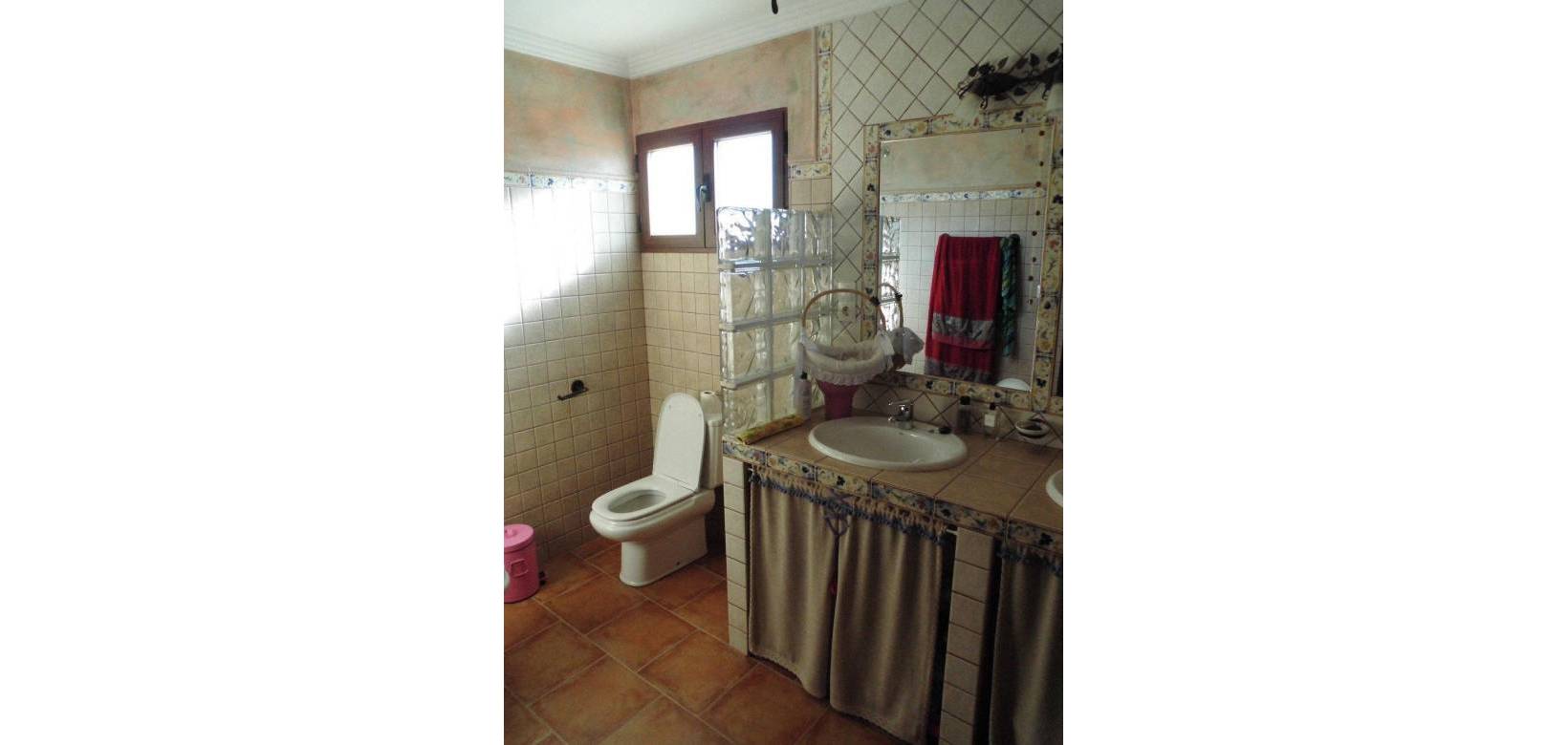 Revente - Villa - Pinoso  - Pinoso